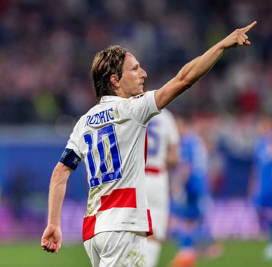 德州扑克不是炫操作（德州扑克不靠炫技）