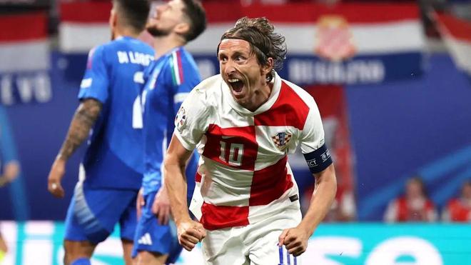 還在防守端 還在防守端