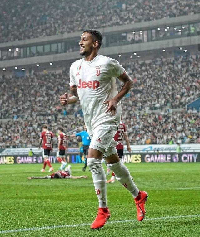 他年轻球员 他年轻球员